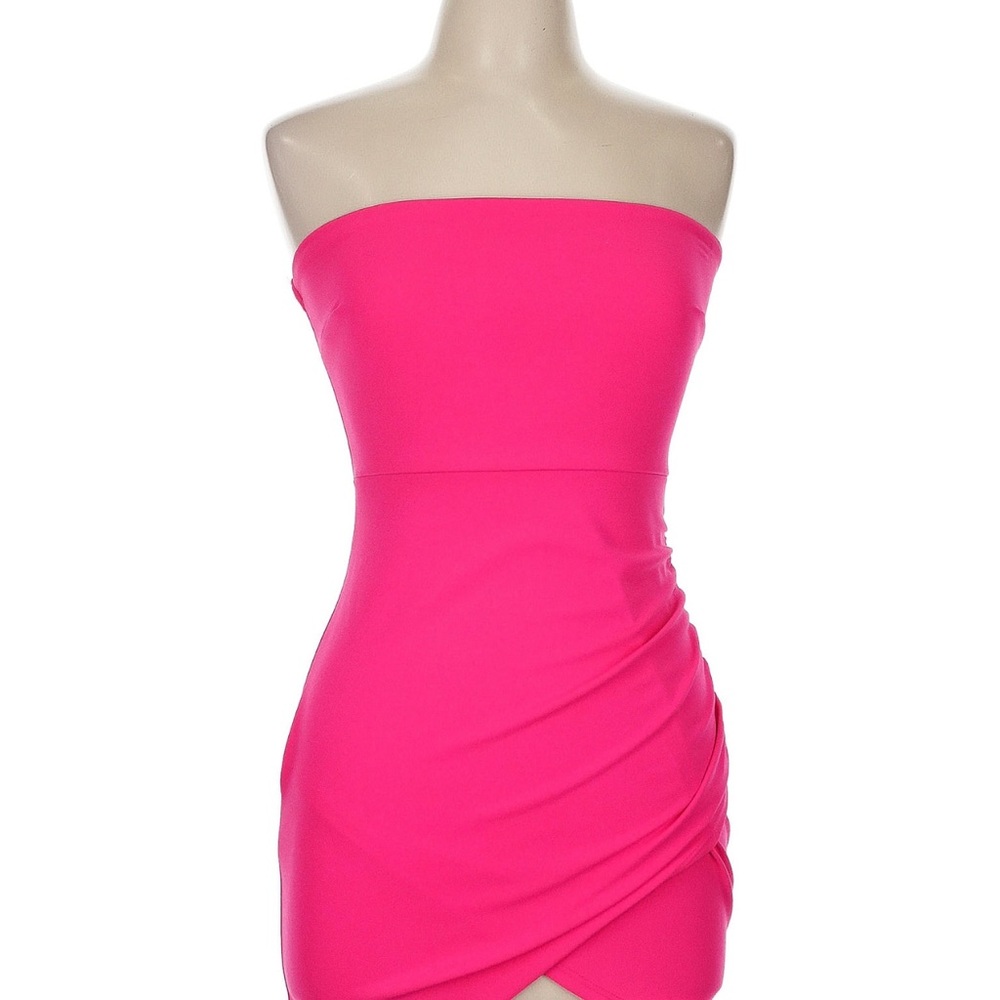 Elegant Pink Strapless Dress